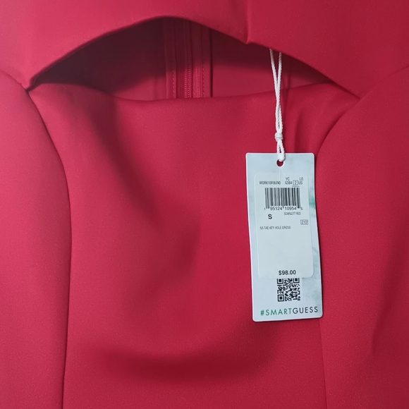 🇺🇲NWT GUESS CUTOUT MINI DRESS - Picture 6 of 7